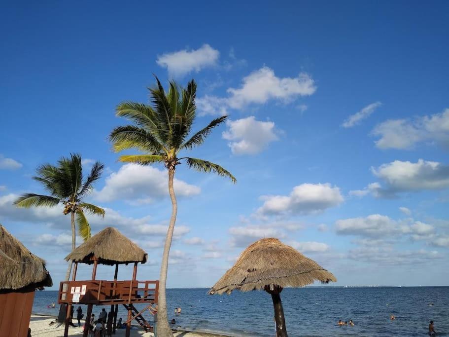 Micro Studio Perfect For Backpackers, Couples, 3 Min Drive To Playa El Nino Cancún Exteriör bild